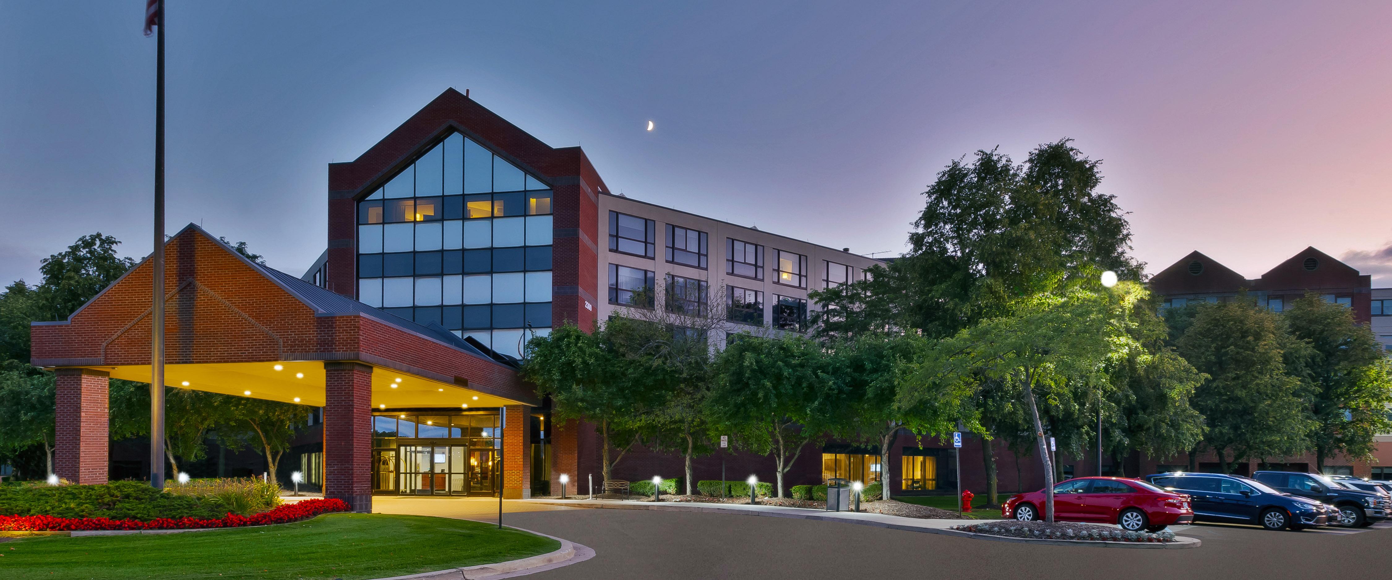 Hotel Auburn Hills Exterior photo